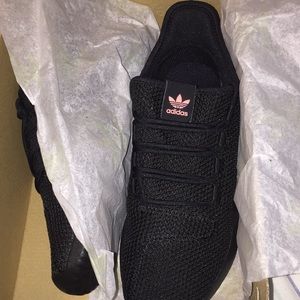 Brand new black adidas tubular shadow tennis shoes